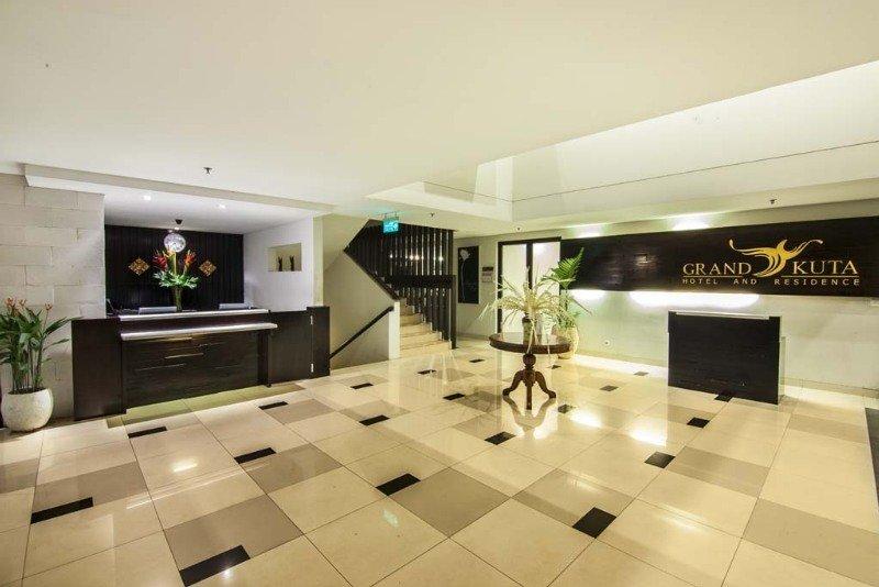 Grand Kuta Hotel&Residence Legian Exterior foto