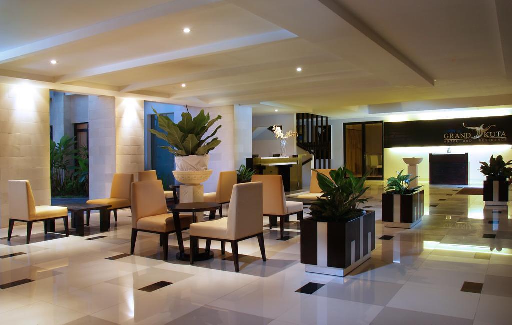 Grand Kuta Hotel&Residence Legian Exterior foto